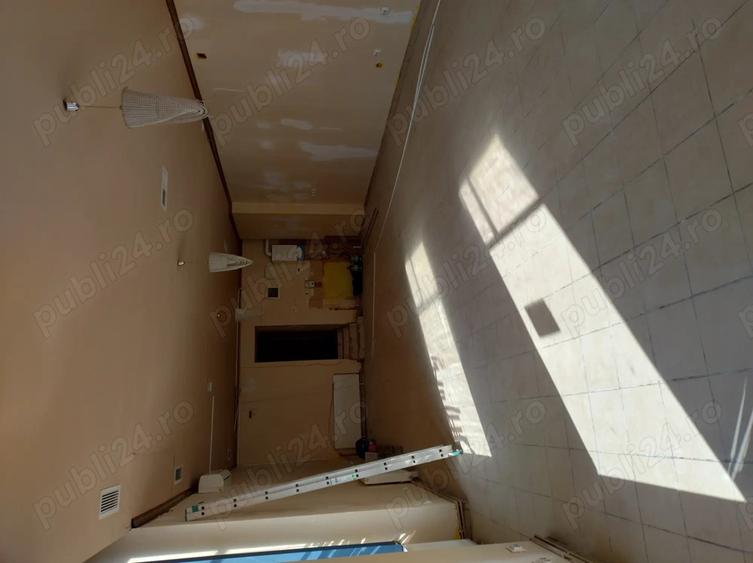 Inchiriez spatiu comercial - 2