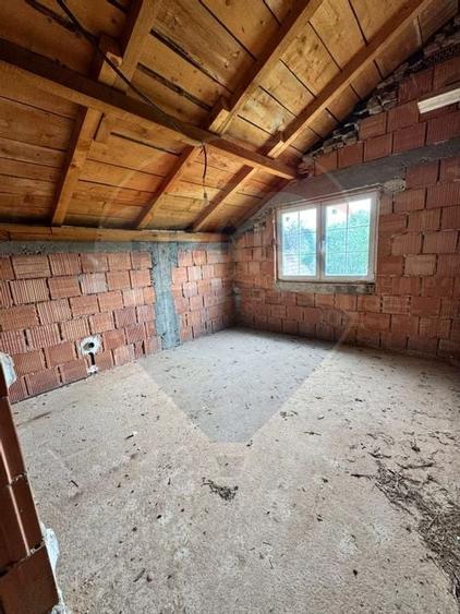 Casa / Vila cu 6 camere de vanzare - 3