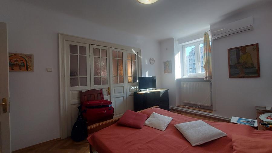 Piata Unirii, Orleanu, 5 camere - 9