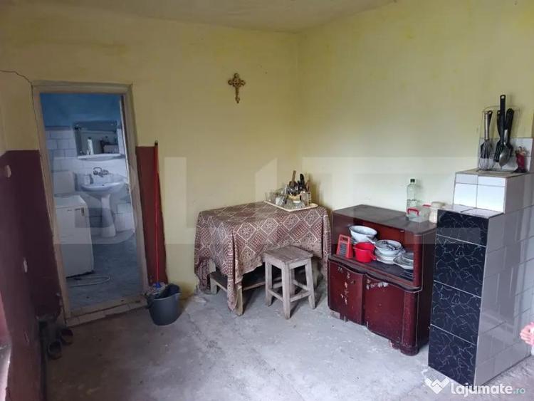 Casa renovabila, cu un teren 2000 m, intr-o zona linistita - 11