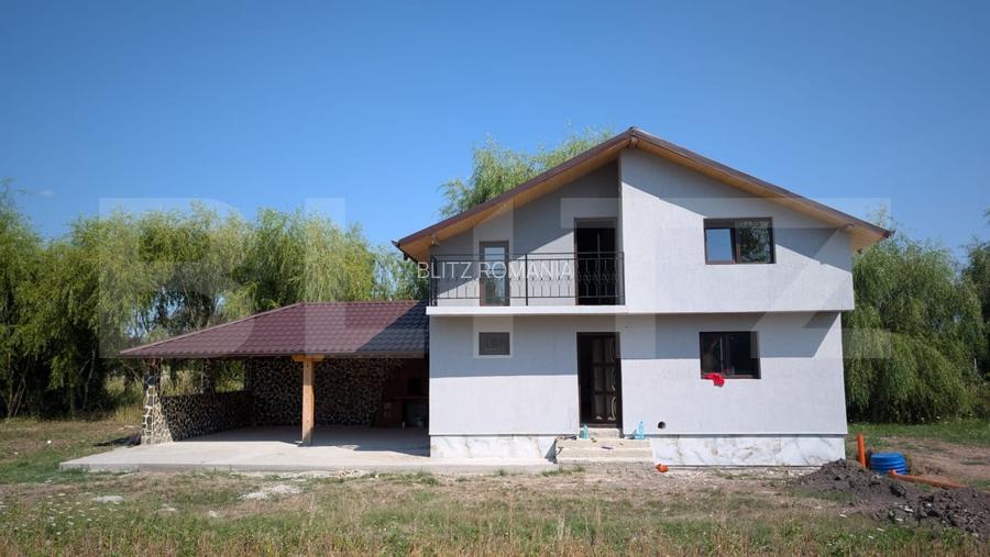 Casa individuala moderna, constructie 2021 - spatioasa, luminoasa Lazuri