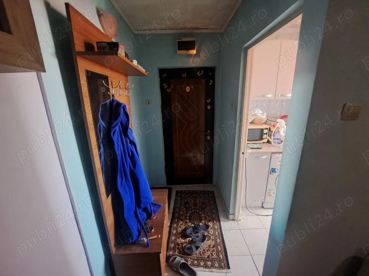 Vand apartament cu 4 camere zona Ferentari - 1