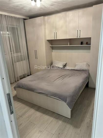 Apartament cu 3 camere decomandat în Rogerius Apartament cu 3 camere decomandat în Rogerius