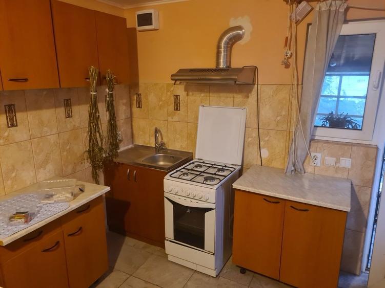 Vand casa sector 4 - 3