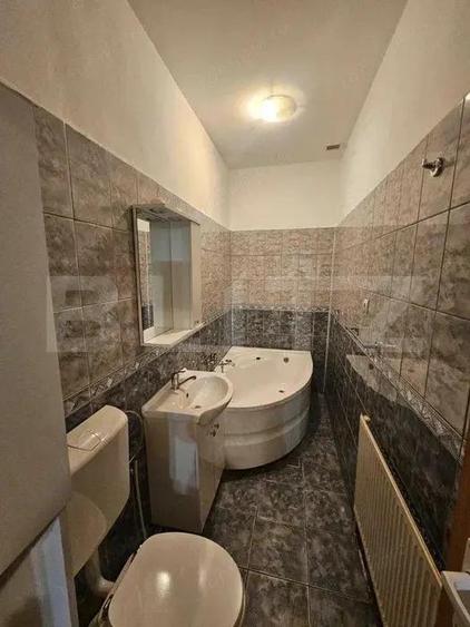 Apartament la casa, 3 camere semidecomandat, 60 mp, P-ta Abator - 2