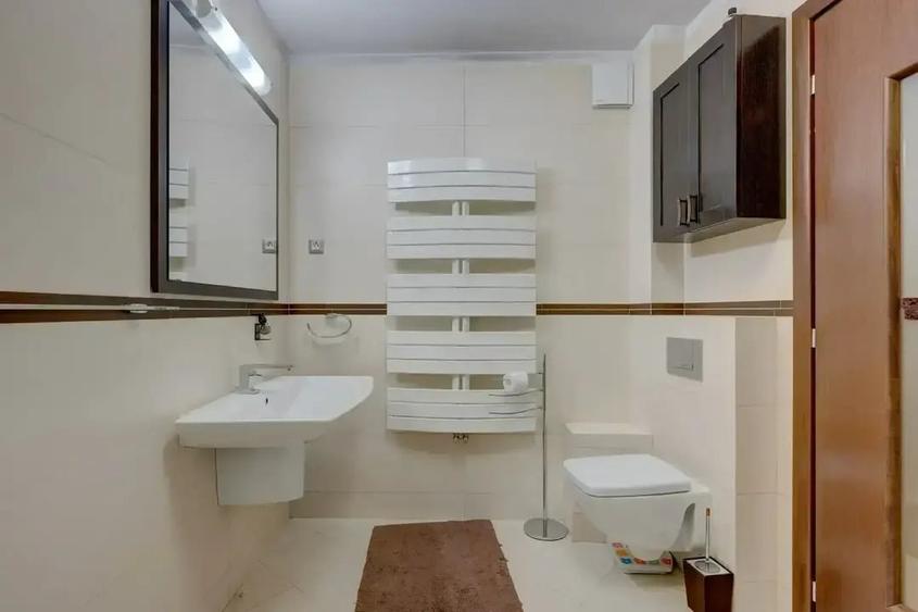 Vila de Lux ideal familie / sediu de firma in zona centrala - 19