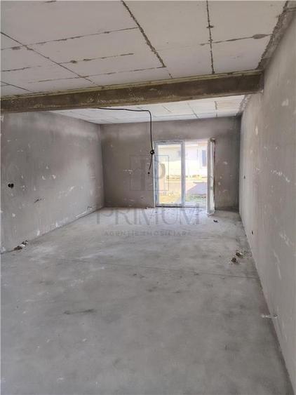 Duplex pe parter - 2 fronturi stradale - personalizare interioara - 7