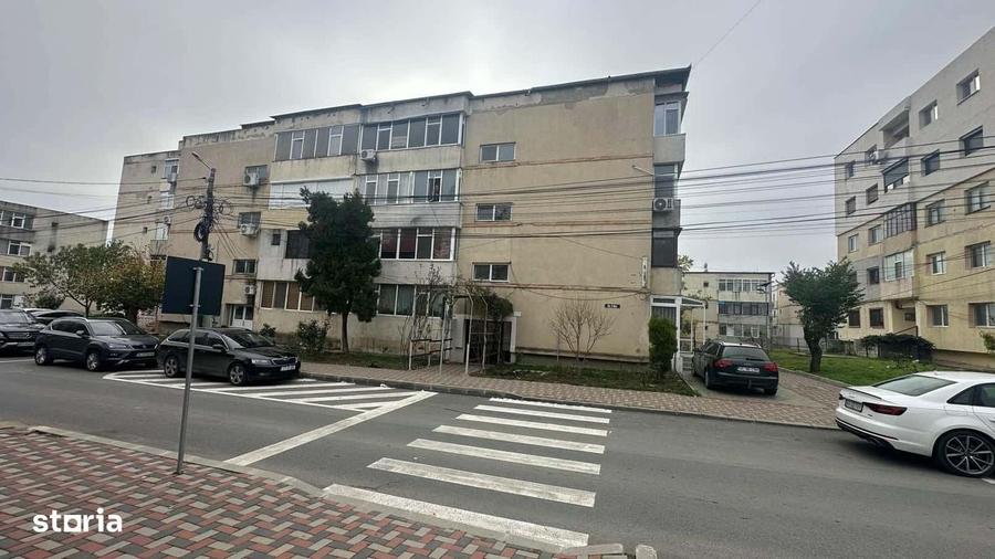 Cernavoda - Str. 9 mai, Apartament cu 3 camere - 69 mp - etaj 3 - 14