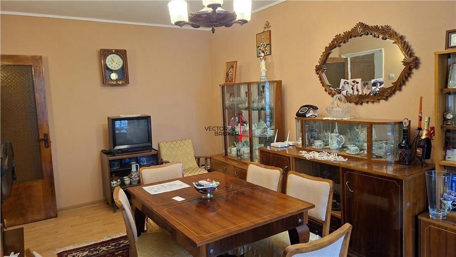 3 camere et.3, bloc 1986. 2 bai, bl.reabilitat, renovat, Basarabia -Costin Georg - 3