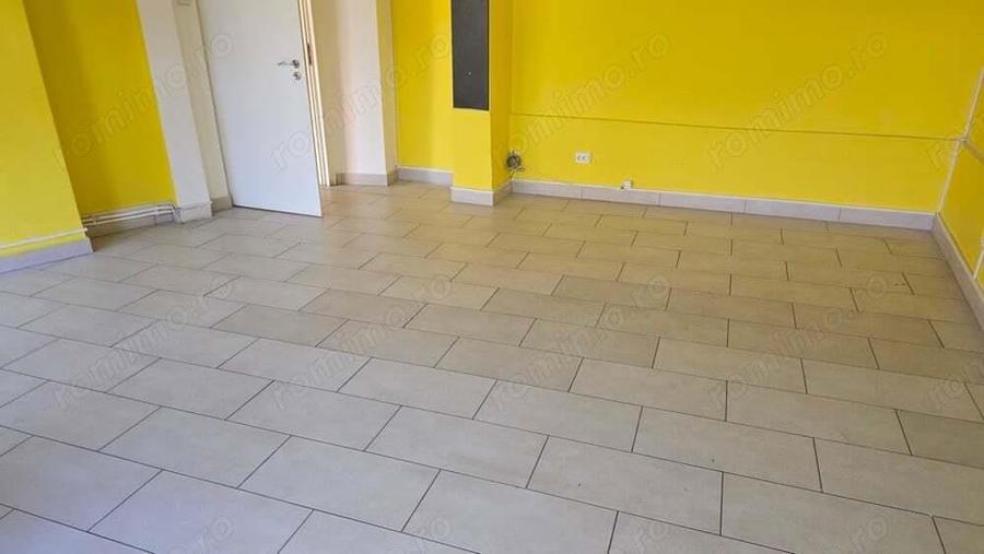 Inchiriez spatiu comercial in Deva, zona ultracentrala (Bld Decebal colt cu I. Creanga), 70 mp - 18