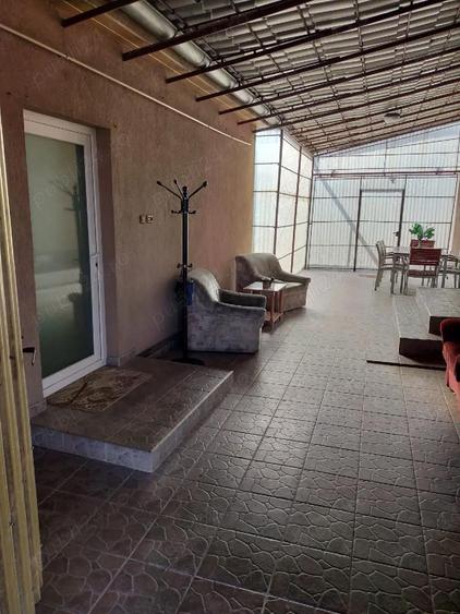 Vand o proprietate de 1080 mp in centrul comunei ?ofronea - 8