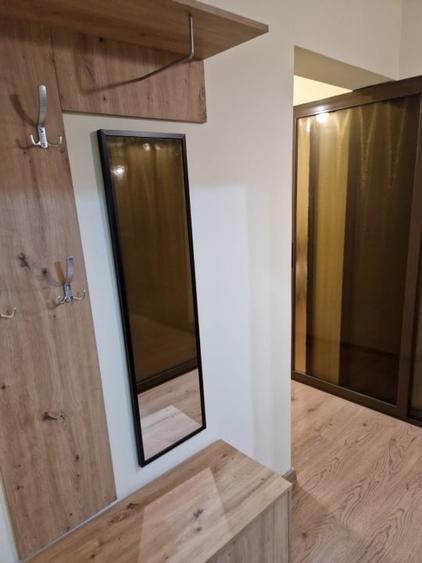 Inchiriez apartament cu 3 camere in zona Boavista - 2