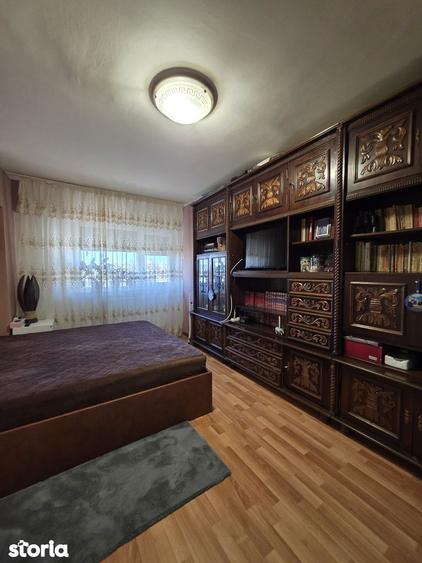 Apartament spa?ios -Etaj 2- Electroputere Mall -Oportunitate-90mp - 7