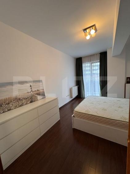 Apartament cu 3 camere decomandat, mobilat în Bună Ziua