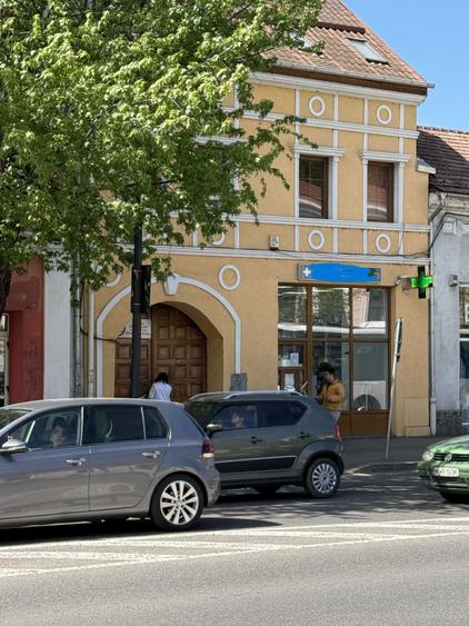 Inchiriez spatiu comercial ultracentral - 2