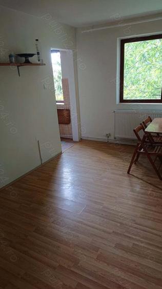 Vand apartament 2 camere - 2