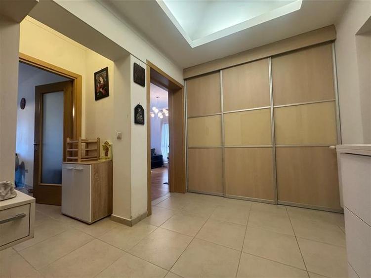 3 CAMERE EMERALD RESIDENCE // LAKEVIEW// 97 MP - 10