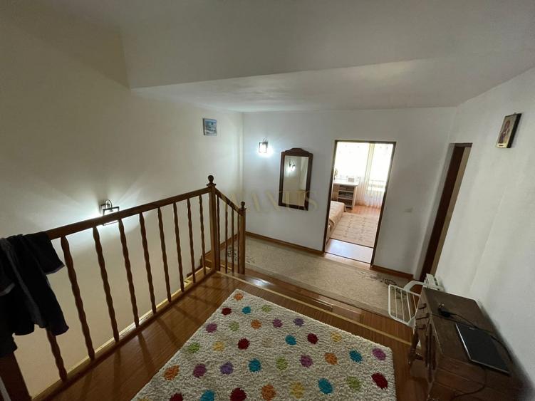 Casă, zona parcul Municipal “Regele Mihai I” - 8