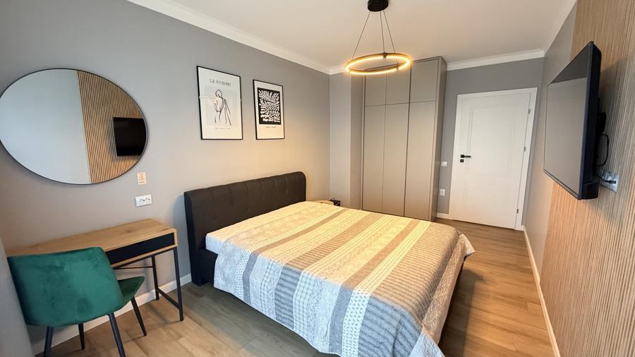 Apartament cu 2 camere semidecomandat, mobilat în Andrei Mureșanu