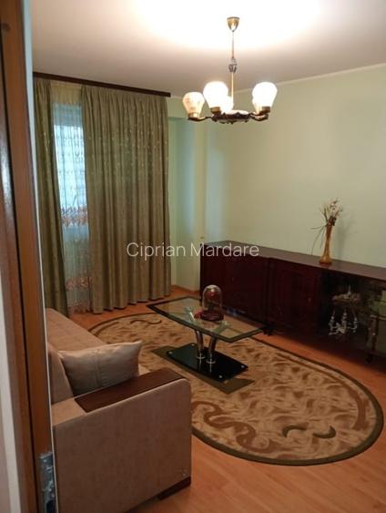 Apartament 2 camere + boxa, Mazepa 2 - direct proprietar