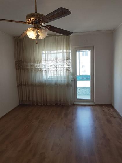 Vand apartament 2 camere zona Gorjului - 4