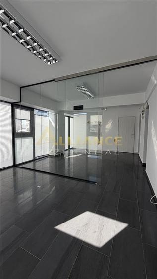 Spatiu comercial 60 mp de inchiriat langa Monaco Towers metrou Dimitrie Leonida - 1