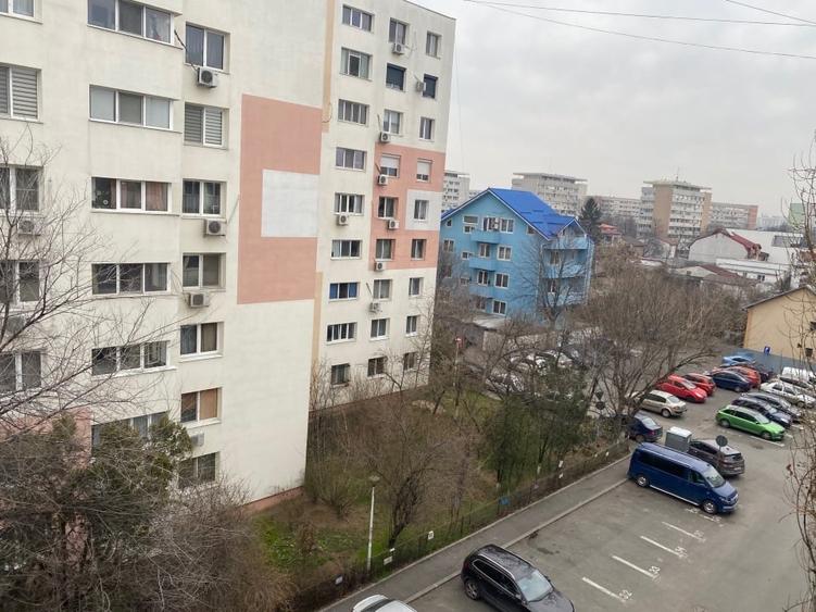 Vanzare apartament 2 camere - 4