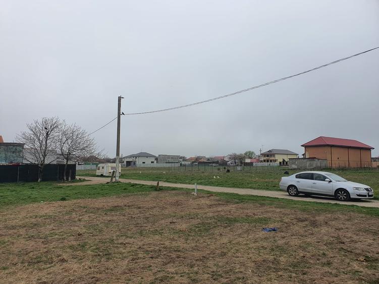 Teren intravilan de vanzare zona KM 5 - 4