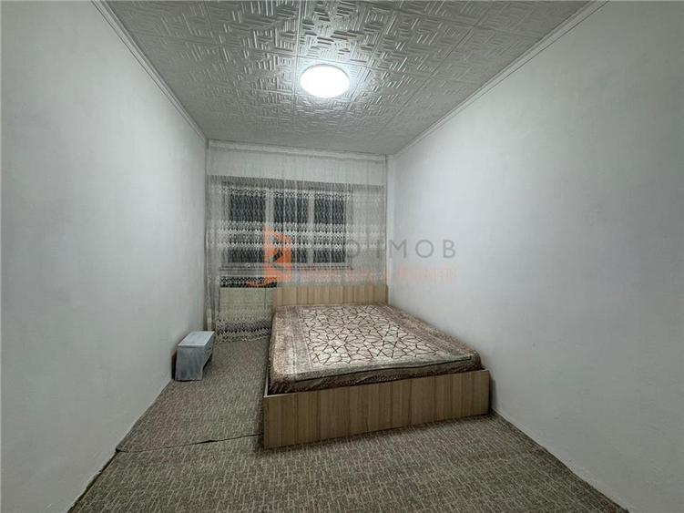 Apartament 4 camere cf 1 decomandat zona Micro 5 - 4