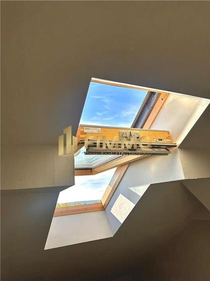 Apart Impresionant |  183 mp | Zamca | ID : 1467 - 12