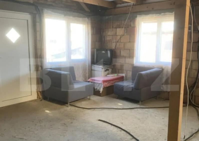 Casa de vanzare in Zarne?ti zona retrasa, langa - 9