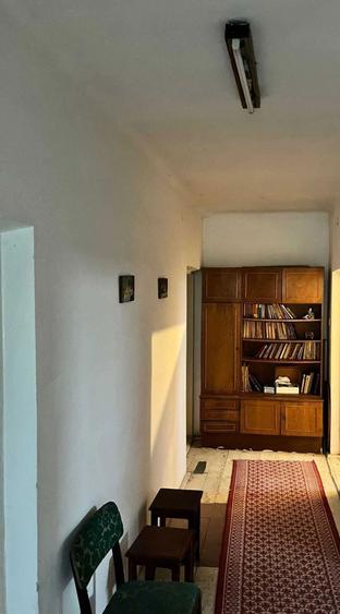 Se vinde casa ideala pentru o familie/locuit permanent . - 12