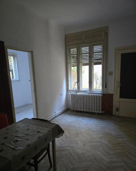 Casa Zona Ultracentrala , 6 cam SC 200 , teren 242, inc oras - 2