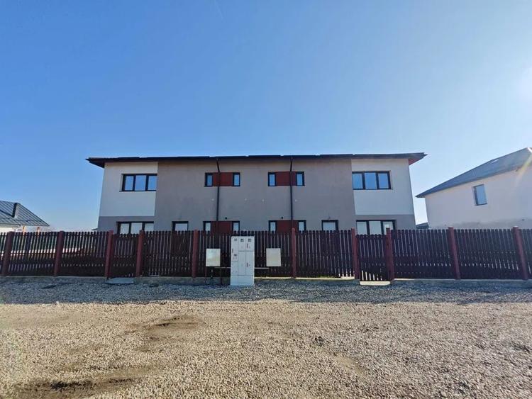 Casa Duplex | Odai Otopeni | Curte 300mp | 4+ camere | Terasa - 1