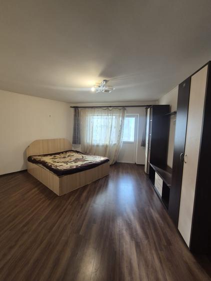 Apartament 4 camere Metalurgie Etajul 1 - 1