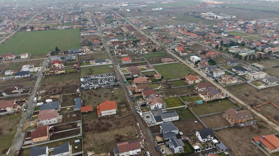 Teren intravilan de 925 mp în Vladimirescu - 15