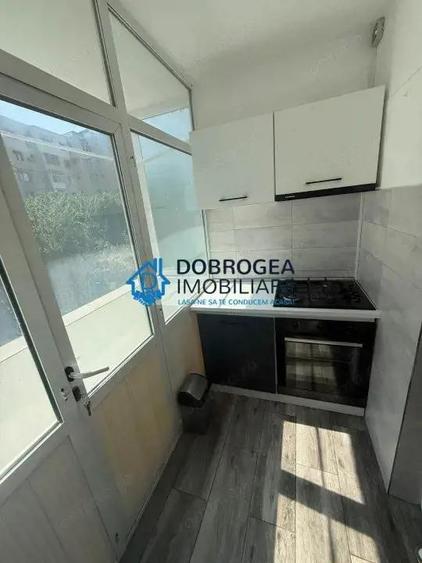 Varariei- 2 camere, decomadat, etaj 2, boxa - 15