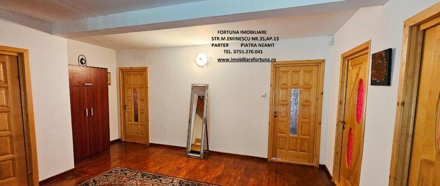 Casa cu o priveliste de vis, in inima naturii, com.Tarcau - 11