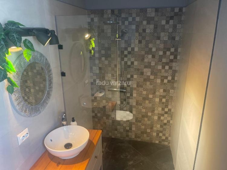 Piata Unirii /Spatiu de birouri/Metrou/Proprietar