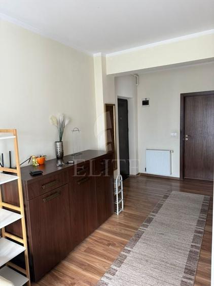 Apartament 3 camere &icirc;n zona Facultatatea de Arhitectura - 5