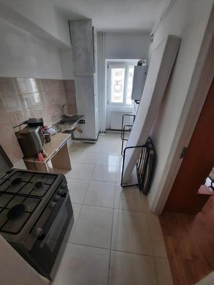 Apartament cu 1  camera decomandat, etajul 4/8, zona Pacurari - 2