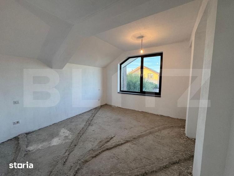 Casă cu 5 camere cu Teren 512 Mp în Malu Mare