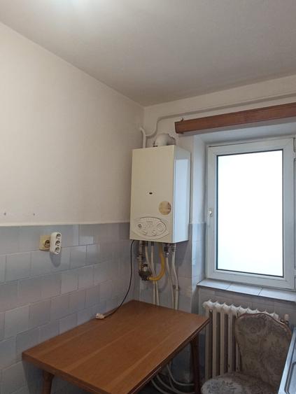 Apartament 4 camere zona Scoala 7 - 3