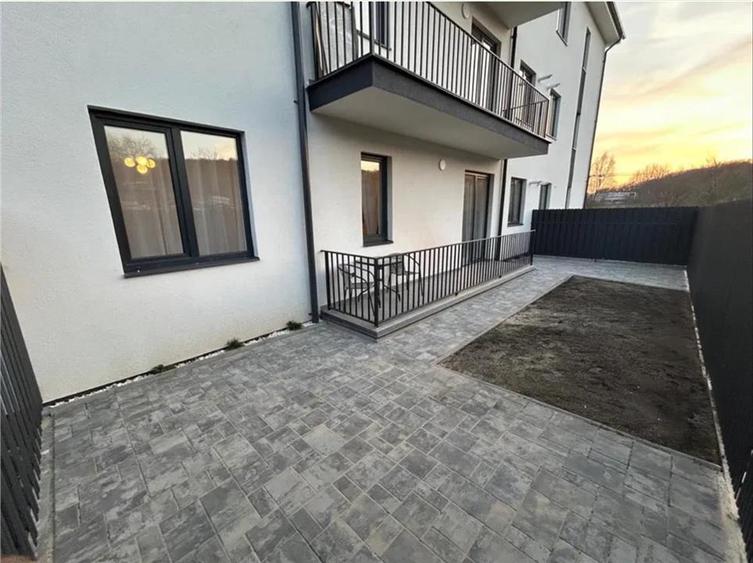 Apartament 2 camere , Livezeni , Curte Proprie , Loc Parcare - 5