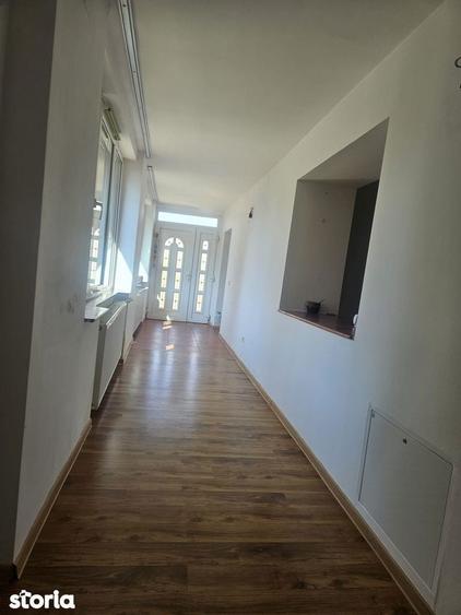 Casa renovata 3 camere, curte mare de 916 mp ] Salard - 10