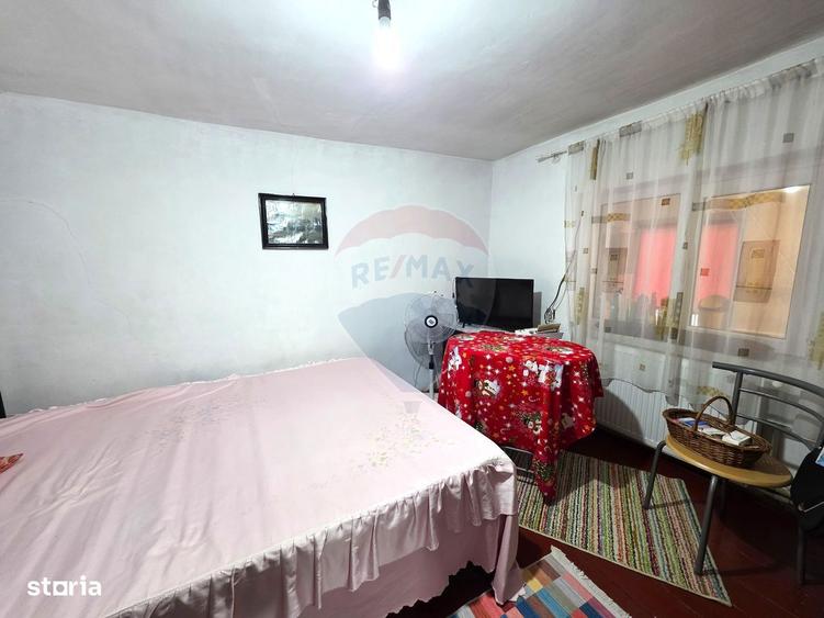 Casa / Vila cu 6 camere de vanzare in zona Mihai Viteazu - 2