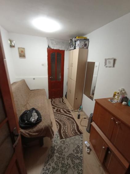 Garsoniera Piata Nicolina! Curata, mutare rapida! - 3