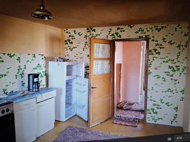 Casă cu 3 camere cu Teren 1093 Mp în Central