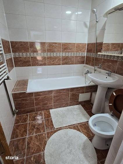 Apartament cu 2 camere semidecomandat în Militari