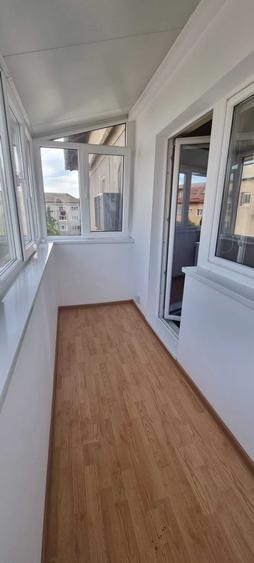 Apartament cu 2 camere decomandat în Girocului